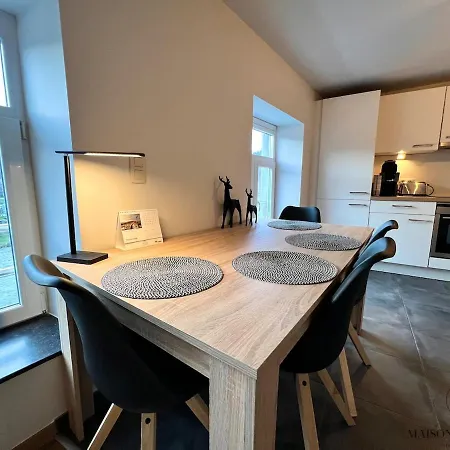 Le Duplex De Remouchamps Grottes Parc Animalier Aywaille